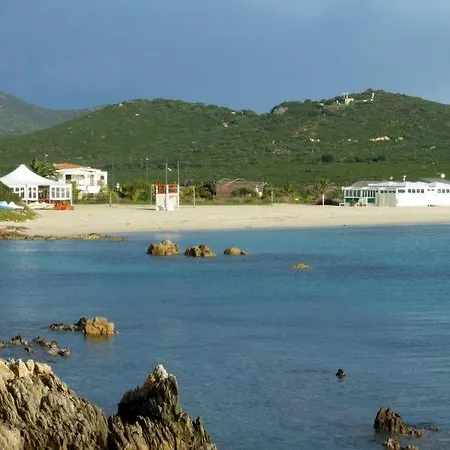Holiday home Pittulongu Sleeps 6 Air Con